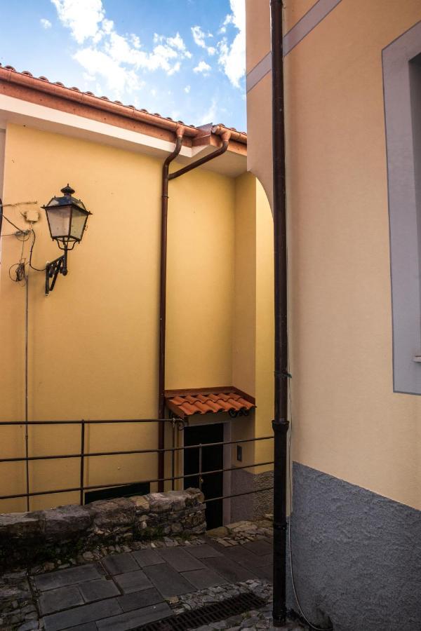 Ferienwohnung Ca' Melia Castiglione Chiavarese Exterior foto